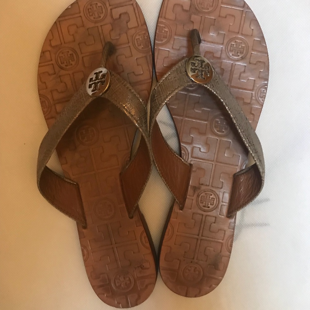 Tory Burch Thora size 8 Silver